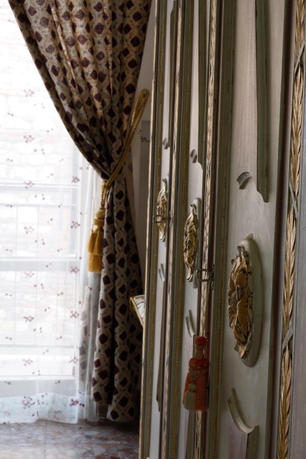 Casa Vittoria Bridge Bed & Breakfast เวโรนา ภายนอก รูปภาพ