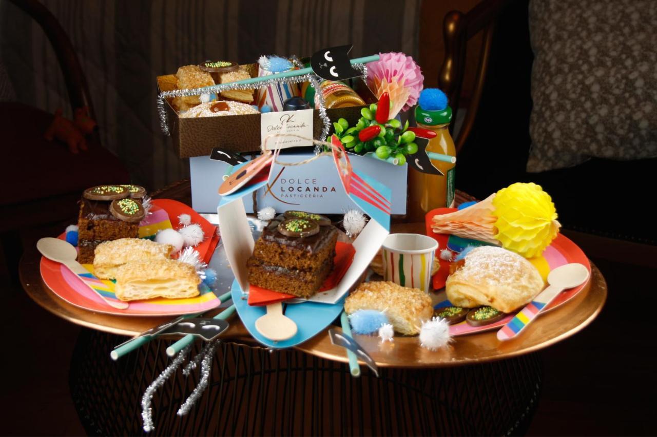 Casa Vittoria Bridge Bed & Breakfast เวโรนา ภายนอก รูปภาพ