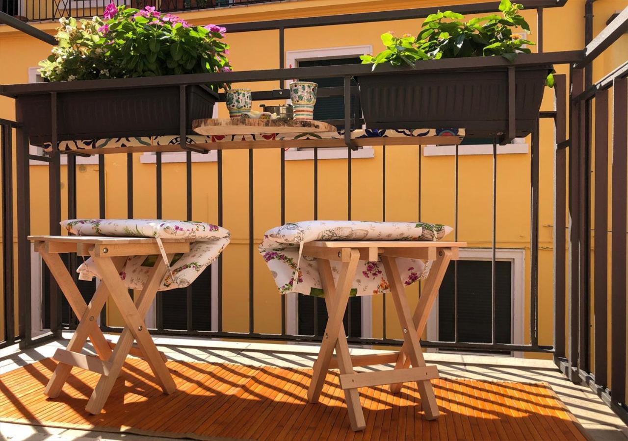 Casa Vittoria Bridge Bed & Breakfast เวโรนา ภายนอก รูปภาพ